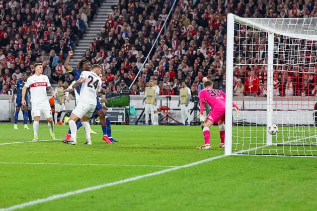 0:2 Tor fuer FC Porto durch Rodrigo Mora (FC Porto, 86) , Deutschland, Fussball, UEFA Europa League, Achtelfinale, 2025 2026, VfB Stuttgart vs. FC Porto, 12.03.2026, Stuttgart Arena Stuttgart Deutschland Copyright: xGrantxHubbsx