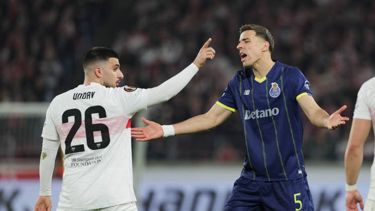 12.03.2026, Stuttgart, Fußball UEFA Europa League, Saison 2025-2026, VfB Stuttgart vs. FC Porto, Deniz Undav (VfB) Jan Bednarek (Porto)