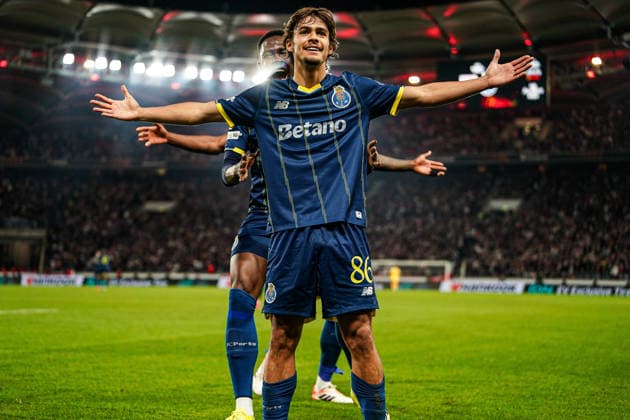 12.03.2026, xdaymx, Fussball UEFA Europa League, VfB Stuttgart - FC Porto Torjubel goal celebration zum 0:2 von Rodrigo Mora (Porto) (DFL DFB REGULATIONS PROHIBIT ANY USE OF PHOTOGRAPHS as IMAGE SEQUENCES and or QUASI-VIDEO) Stuttgart