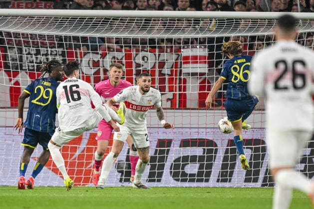 Rodrigo Mora (FC Porto) scores his team s second goal during the UEFA Europa League 2025 26 Round of 16 First Leg match between VfB Stuttgart and FC Porto at Stuttgart Arena on March 12, 2026 in Stuttgart, Germany. (Photo by Harry Langer DeFodi Images) -