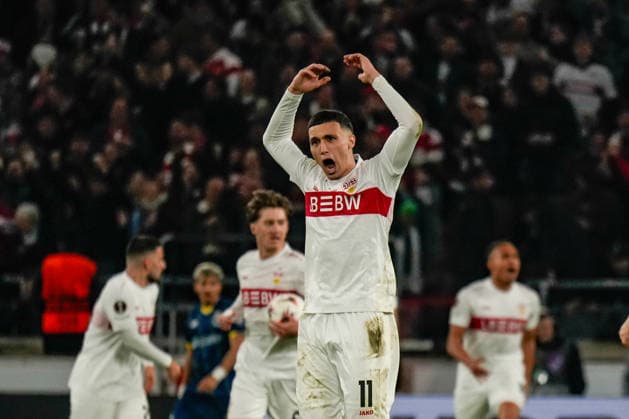 12.03.2026, xdaymx, Fussball UEFA Europa League, VfB Stuttgart - FC Porto Torjubel goal celebration zum 1:2 von El Khannouss Bilal (Stuttgart) (DFL DFB REGULATIONS PROHIBIT ANY USE OF PHOTOGRAPHS as IMAGE SEQUENCES and or QUASI-VIDEO) Stuttgart