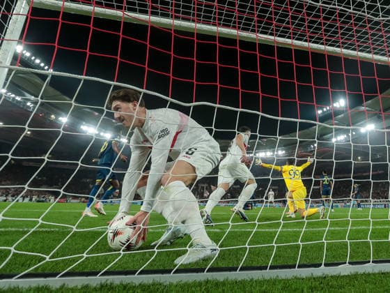 Angelo Stiller (VfB Stuttgart) gestures during the UEFA Europa League 2025 26 Round of 16 First Leg match between VfB Stuttgart and FC Porto at Stuttgart Arena on March 12, 2026 in Stuttgart, Germany. (Photo by Harry Langer DeFodi Images) -