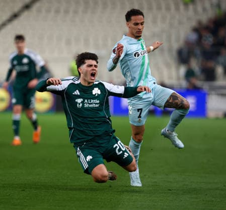 Panathinaikos F.C. v Real Betis UEFA Europa League Vicente Taborda of Panathinaikos F.C. and Antony of Real Betis during the UEFA Europa League Round of 16 First Leg match at the Olympic Stadium (Greece), Marousi 12 03 2026 UK Newspapers OUT Copyright: xYannisxHalasx FIL-23117-0031