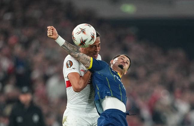 Borja Sainz (FC Porto) and Nikolas Nartey (VfB Stuttgart ) battle for the ball during Stuttgart and Porto at MHPArena, Stuttgart, Germany on March 12, 2026. Thor Wegner DeFodi Images. (Photo by DeFodi Images) -