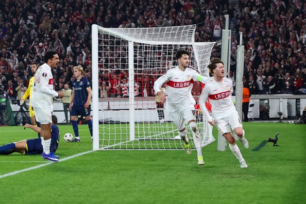 Torjubel beim nicht gegebenen Tor von Angelo Stiller (VfB Stuttgart, 06) , Deutschland, Fussball, UEFA Europa League, Achtelfinale, 2025 2026, VfB Stuttgart vs. FC Porto, 12.03.2026, Stuttgart Arena Stuttgart Deutschland Copyright: xGrantxHubbsx