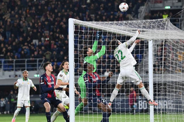 good chance for Bologna Fc during Bologna FC vs AS Roma, Football Europa League match in Bologna, Italy, March 12 2026  Copyright: xGianlucaxRicci IPAxSportx xipa-agency.netx xx IPA_72775882 IPA_Agency_IPA72775882