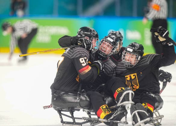 March 12, 2026, Milan, Milano, Italy: Germany s para Ice hockey, Eishockey team celebrating after winning over Slovakia in the Para Ice Hockey Classification Game at Milano Santagiulia Ice Hockey Arena during Paralympic Winter games, Winterspiele,Spiele, Summer games in Milano, Italy. Paralympic Winter Games Milano 2026  - ZUMAk197 20260312_zsp_k197_009 Copyright: xRanjithxKumarx