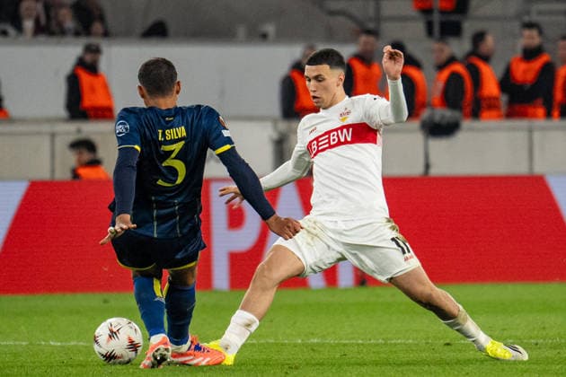 12.03.2026, xdaymx, Fussball UEFA Europa League, VfB Stuttgart - FC Porto vl. grobes Foul von Thiago Silva (Porto) an Bilal El Khannouss (Stuttgart) (DFL DFB REGULATIONS PROHIBIT ANY USE OF PHOTOGRAPHS as IMAGE SEQUENCES and or QUASI-VIDEO) Stuttgart
