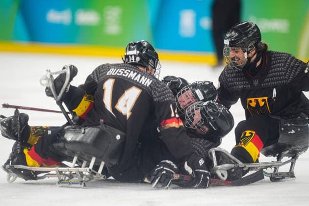 Para Ice hockey, Eishockey Milano Cortina 2026 Paralympic Winter Olympics: Slovakia Vs Germany Germany s para ice hockey team celebrates after winning over Slovakia in the Para Ice Hockey Classification Game at Milano Santagiulia Ice Hockey Arena during the Paralympic Winter games, Winterspiele,Spiele, Summer games in Milano, Italy, on March 12, 2026. Milano Milano Italy  Copyright: xRanjithxKumarx originalFilename:kumar-paralymp260312_np0jT.jpg