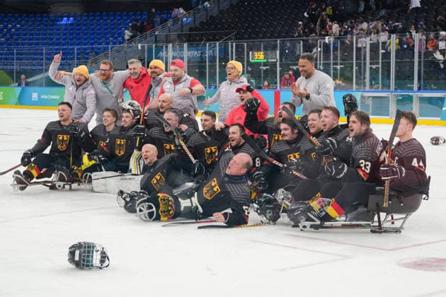 Para Ice hockey, Eishockey Milano Cortina 2026 Paralympic Winter Olympics: Slovakia Vs Germany Germany s para ice hockey team celebrates after winning over Slovakia in the Para Ice Hockey Classification Game at Milano Santagiulia Ice Hockey Arena during the Paralympic Winter games, Winterspiele,Spiele, Summer games in Milano, Italy, on March 12, 2026. Milano Milano Italy  Copyright: xRanjithxKumarx originalFilename:kumar-paralymp260312_npRjp.jpg