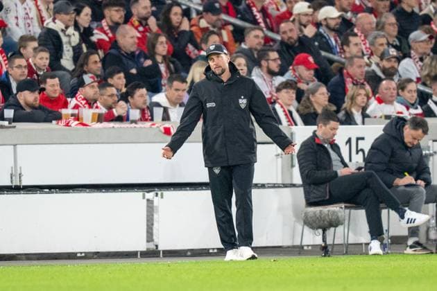 Sebastian Hoeness (Trainer VfB Stuttgart) kann es nicht fassen, VfB Stuttgart vs. FC Porto, Fussball, Europa League, Achtelfinale, Hinspiel, 12.03.2026 Stuttgart Baden-Wuerttemberg Deutschland