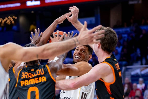 ESP: Real Madrid v Valencia Basket. Euroleague. Edy Tavares of Real Madrid during the Euroleague match, between Real Madrid and Valencia Basket played at Movistar Arena Stadium on March 12, 2026 in Madrid Spain Madrid Spain Basketball Copyright: xAlbaxPachecox xAgenciaxLOFx