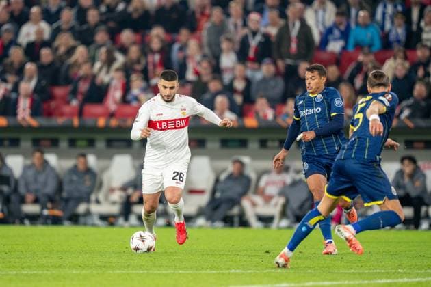 Deniz Undav (VfB Stuttgart, 26) am Ball, VfB Stuttgart vs. FC Porto, Fussball, Europa League, Achtelfinale, Hinspiel, 12.03.2026 Stuttgart Baden-Wuerttemberg Deutschland