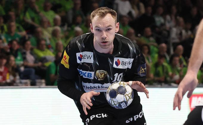 Mathias Gidsel am Ball Aktion Oberkörper Handball CL Championsleague Champions League Herren 14. Spieltag Saison 2025 2026 12.03.2026 Füchse Berlin vs HBC Nantes in der Max Schmeling Halle