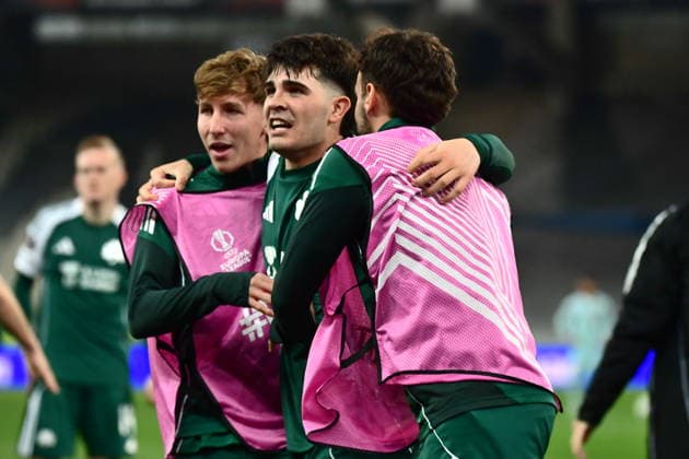 UEFA Europa League, Panathinaikos FC vs Real Betis - Vicente Taborda of Panathinaikos celebrates with his teamates after scoring the 1-0 with penalty shot during the UEFA Europa League round of 16 1st leg soccer match between Panathinaikos FC and Real Betis held at Olympic Athletic Center of Athens in Athens, Greece, 12 March 2026. IMAGO ONE INCH PRODUCTIONS ATHENS Greece Copyright: xOnexInchxProductionsx 6890099