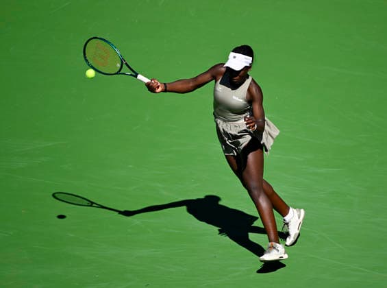 March 12, 2026 Victoria Mboko (CAN) returns a shot against Aryna Sabalenka during their quarterfinals match at the BNP Paribas Open held at the Indian Wells Tennis Garden in Indian Wells, California. California. Mandatory Photo Credit : CSM Tennis 2026: BNP Paribas Open MAR 12  - ZUMAc04_ 20260312_zma_c04_063 Copyright: xCharlesxBausx