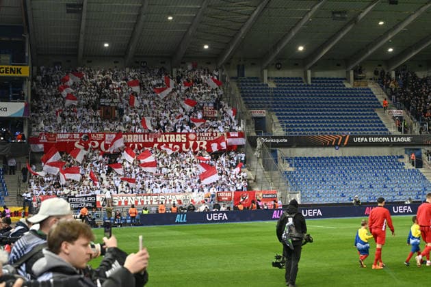 260312 KRC Genk vs SC Freiburg fans and supporters of Freiburg pictured pictured during the first leg game in the Uefa Europa League season 2025-2026 round of 16 between KRC Genk and SC Freiburg from Germany on March 12 , 2026 in Genk, Belgium. (Photo by David Catry Isosport) Genk Belgium  Copyright: xDavidxCatryx 20260312DC2_0785