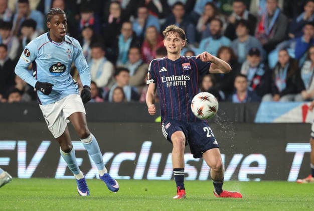 ESP: Real Celta v Olympique Lyonnais, EuropaLeague, 12 March 2026 Tyler Marton of Olympique Lyonnais and Ilaix Moriba of Real Club Celta de Vigoin action during the UEFA Europe League KO poff, 2st leg between Real Club Celta de Vigo and Olympique Lyonnais at Stadium Municipal ABANCA Balaidos on March 12,2026 in Vigo (Spain) (Photo by Luis de la Mata SportPix Sipa USA Vigo Stadium Municipal Balaidos ABANC Galicia Spain Copyright: xLuisxdexlaxMatax xsportPix.org.ux