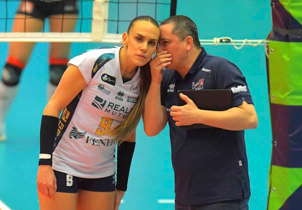 12.3.2026, Chieris Sara Alberti mit head coach Nicola Negro, Volleyball, CEV-Cup, Halbfinale, Dresdner SC - Reale Mutua Fenera Chieri, (c) Dresden