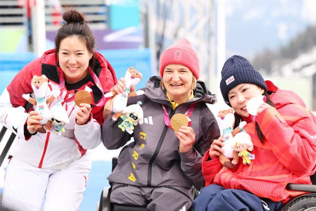 (L to R) LIU Sitong (CHN), Anna-Lena FORSTER (GER), Momoka Muraoka (JPN), MARCH 12, 2026 - Para Alpine Skiing : Women s Giant Slalom Sitting Medal Ceremony during the Milano Cortina 2026 Paralympic Winter games, Winterspiele,Spiele, Summer games at Tofane Alpine Skiing Centre in Cortina d Ampezzo, Italy. Noxthirdxpartyxsales  aflo_323194663