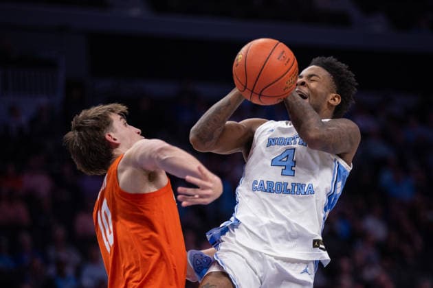 ACC Mens Basketball Championship: Clemson Vs UNC Mar 12 March 13, 2026: Clemson Tigers forward Jake Wahlin (10) knocks the ball away from North Carolina Tar Heels guard Jaydon Young (4) in the second half of the 2026 ACC Men s Basketball Championship at Spectrum Center in Charlotte, NC. (Scott Kinser CSM) (Credit Image: Â Scott Kinser Cal Media) Charlotte Nc United States EDITORIAL USE ONLY Copyright: xx ZUMA-20260312_zma_c04_268.jpg ScottxKinserx csmphotothree479870