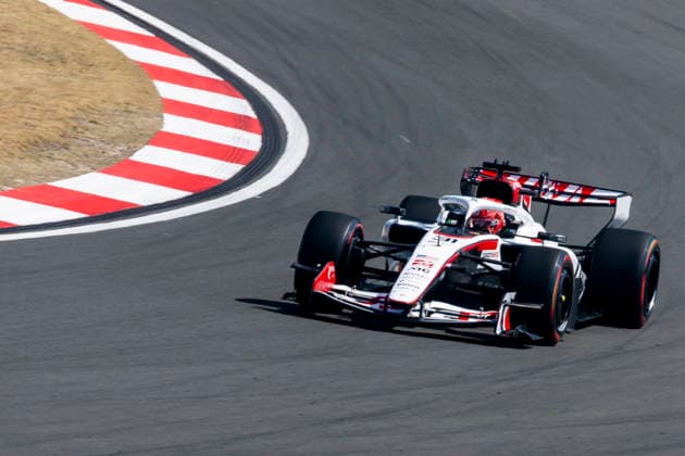 SHANGHAI, CHINA - MARCH 13: Esteban Ocon of France driving the (31) Haas F1 VF-26 Ferrari on track during practice ahead of the F1 Grand Prix of China at Shanghai International Circuit on March 13, 2026 in Shanghai, China. (Photo by Yu Chun Christopher Wong Eurasia Images) Shanghai China Copyright: x2026xEurasiaxSportxImagesx jp-en-EuSpIm-cw6_F1SHA_20260313_3961