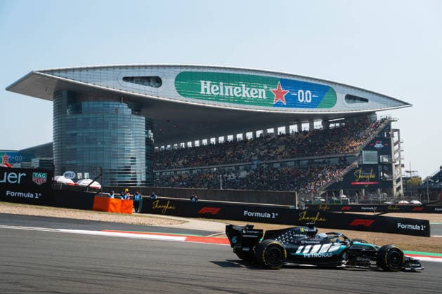 Formula 1 Heineken Chinese Grand Prix 2026 Levi Erb OVERTAKE MAXPPP - Shanghai 13 03 2026 63 RUSSELL George (gbr), Mercedes-AMG PETRONAS Formula One Team, action at the Formula 1 Heineken Chinese Grand Prix 2026, the 2nd round of the 2026 FIA Formula 1 World Championship, WM, Weltmeisterschaft at the Shanghai International Circuit in Shanghai, China, from 12 to 15 March 2026 Shanghai Shanghai International Circuit China  Copyright: xOVERTAKE MAXPPPxLevixErbx OVT202603133267 OVT202603133267