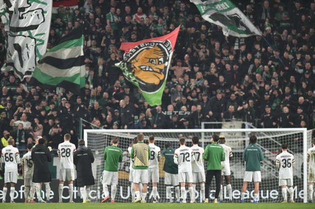 Fußball, EL, Ferencvaros Budapest - Sporting Braga Ferencvarosi TC v SC Braga - UEFA Europa League 2025 26 Round of 16 First Leg The team of Ferencvaros celebrates after winning the Europa League round of 16 first leg match between Ferencvarosi TC and SV Braga in Budapest, Hungary, on March 12. Budapest Budapest Hungary  Copyright: xBalintxSzentgallayx originalFilename:szentgallay-ferencva260312_npfoH.jpg