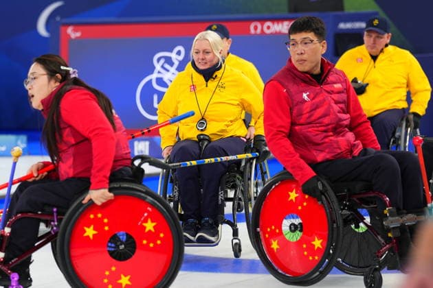 CORTINA, ITALY 20260313 Sweden s Kristina Ulander during the semi-final of the mixed curling between China and Sweden in the Paralympics at the Cortina Curling Olympic Stadium. *** The image is included in the SPORTS PACKAGE. For others PAYMENT IMAGE *** CORTINA ITALY x10500x *** CORTINA, ITALY 20260313 Sweden s Kristina Ulander during the semi final of the mixed curling between China and Sweden in the Paralympics at the Cortina Curling Olympic Stadium The image is included in the SPORTS PACKAGE For others PAYMENT IMAGE CORTINA ITALY x10500x  Copyright: xMagnusxLejhall ParasportxSverige TT TTx PARALYMPICS 2026 CURLING
