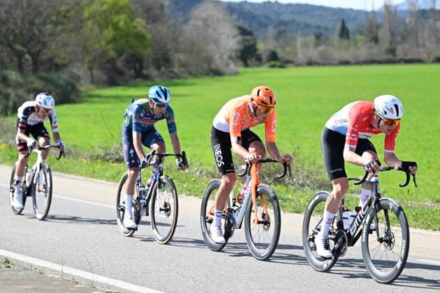 Paris Nice 2026 Stage 6 APT, FRANCE - MARCH 13 : Kluckers Arthur (LUX) of Tudor Pro Cycling Team, Tarling Joshua (GBR) of INEOS Grenadiers, Cras Steff (BEL) of Soudal Quick-Step, Arrieta Igor (ESP) of UAE Team Emirates - XRG during stage 6 of the 84th edition of Paris - Nice an UCI World Tour 2.UWT cycling road race stage for Men Elite of 179.3 km with start in Barbentane and finish in Apt on March 13, 2026 in Apt, France, 13 03 2026 ( Motordriver Guy De Vuyst - Apt France  Copyright: xNicoxVereeckenx