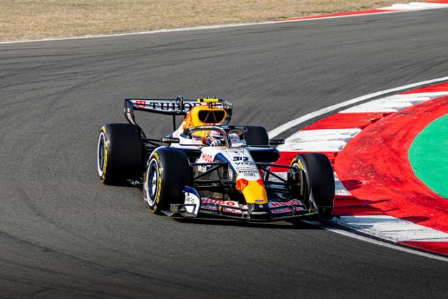 FORMULE 1 : Grand Prix de Chine - Shanghai International Circuit - 13 03 2026 30 Liam Lawson (NZL) Visa Cash App Racing Bulls Formula One Team (ITA) Racing Bulls VCARB 03 RBPT-Ford, during the Formula 1 Chinese Grand Prix, on the Shanghai circuit in Shanghai, from March 13 to 15, 2026 in China (CHN) SHANGHAIChina  Copyright: xIANxBUNDEYx xMPSxAGENCYx x