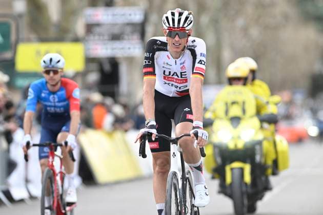 Paris Nice 2026 Stage 6 APT, FRANCE - MARCH 13 : Politt Nils (GER) of UAE Team Emirates - XRG during stage 6 of the 84th edition of Paris - Nice an UCI World Tour 2.UWT cycling road race stage for Men Elite of 179.3 km with start in Barbentane and finish in Apt on March 13, 2026 in Apt, France, 13 03 2026 ( Motordriver Guy De Vuyst - Apt France  Copyright: xNicoxVereeckenx