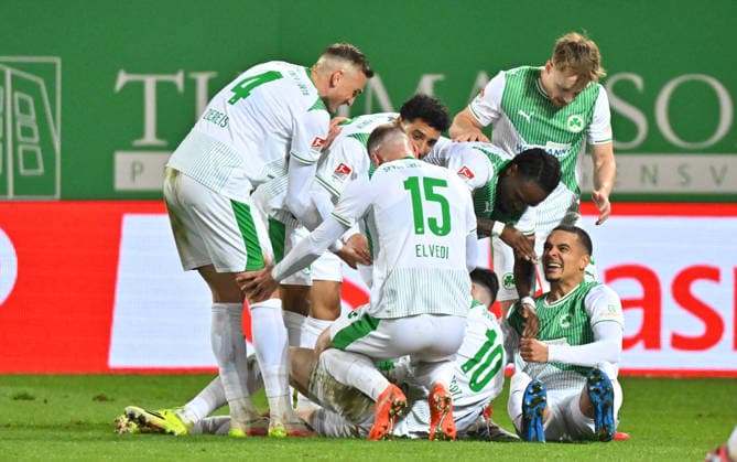 13.03.2026 - Fussball - Saison 2025 2026 - 2. Fussball - Bundesliga - 26. Spieltag: SpVgg Greuther Fürth ( Kleeblatt SGF ) - SV Elversberg SVE - Sportfoto Zink MeZi - xmexzix - DFL regulations prohibit any use of photographs as image sequences and or quasi-video - only for editorial use - Torjubel Jubel Freude nach Treffer Tor Torschuß zum 1:0 durch Branimir Hrgota (10, SpVgg Greuther Fürth )