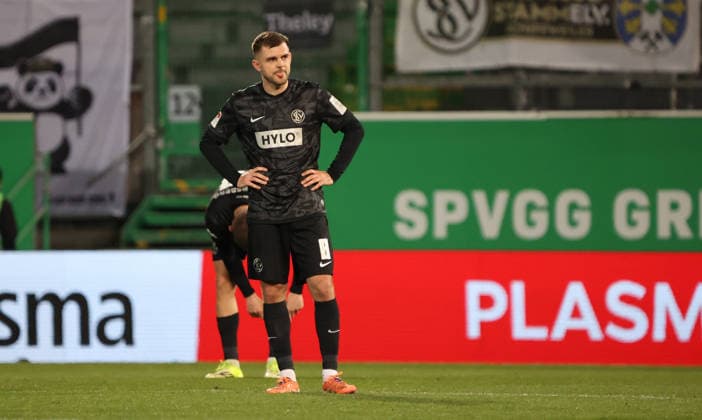 13.03.2026, Fussball, Herren, 2. Bundesliga, Saison 2025 2026, SpVgg Greuther Fürth - SV 07 Elversberg, Lukasz Poreba (SV 07 Elversberg) enttäuscht Fürth Sportpark Ronhof Thomas Sommer Bayern Deutschland (DEU)