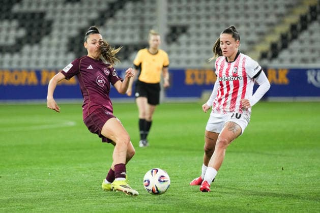 Google Pixel Frauen-Bundesliga: SC Freiburg vs. 1. FC Nürnberg, 13.03.2026 Zweikampf zwischen Julia Pollak (1. FC Nürnberg, 22) und Selina Vobian (SC Freiburg, 10) Google Pixel Frauen-Bundesliga: SC Freiburg vs. 1. FC Nürnberg, Dreisamstadion, 13.03.2026 DFB DFL REGULATIONS PROHIBIT ANY USE OF PHOTOGRAPHS AS IMAGE SEQUENCES AND OR QUASI-VIDEO. Copyright: xBEAUTIFULxSPORTS Boscox