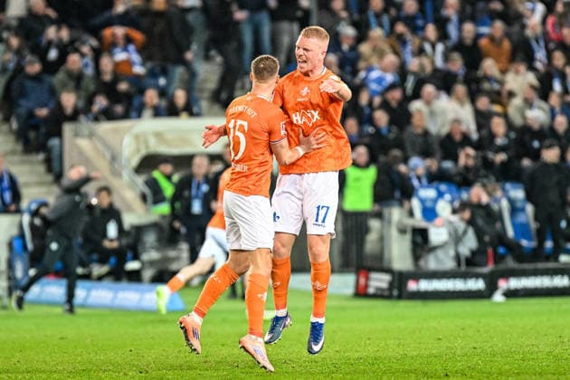 Fußball I Herren I Saison 2025-2026 I 2. Bundesliga I 26. Spieltag I 1. FC Magdeburg - SV Darmstadt 98 I 13.03.2026 Torjubel Fabian Nürnberger (15, SV Darmstadt 98) und Kai Klefisch (17, SV Darmstadt 98) Magdeburg Avnet Arena (Heinz-Krügel-Platz 1) Sachsen-Anhalt Deutschland