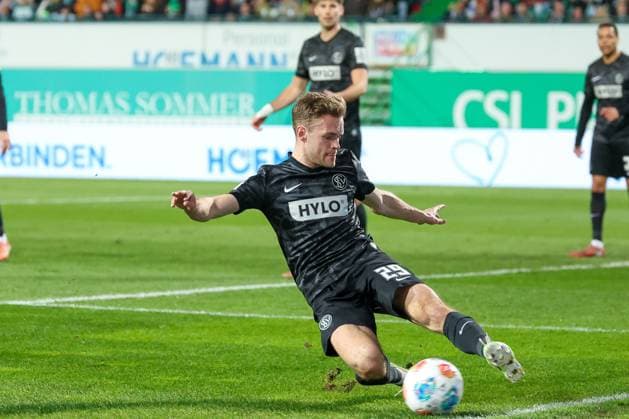 Tom Zimmerschied 29 (SV 07 Elversberg) in Aktion, Spvgg Greuther Fuerth vs. SV Elversberg Fussball, Maenner, 2. Bundesliga, Saison 2025 2026, Rueckrunde, 26. Spieltag, 13.03.2026 DFB regulations prohibit any use of photographs as image sequences and or quasi-video Fuerth Bayern Deutschland