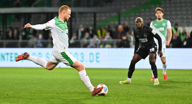 13.03.2026 - Fussball - Saison 2025 2026 - 2. Fussball - Bundesliga - 26. Spieltag: SpVgg Greuther Fürth ( Kleeblatt SGF ) - SV Elversberg SVE - Sportfoto Zink - xwoxzix - DFL regulations prohibit any use of photographs as image sequences and or quasi-video - only for editorial use - Paul Will (13, SpVgg Greuther Fürth )