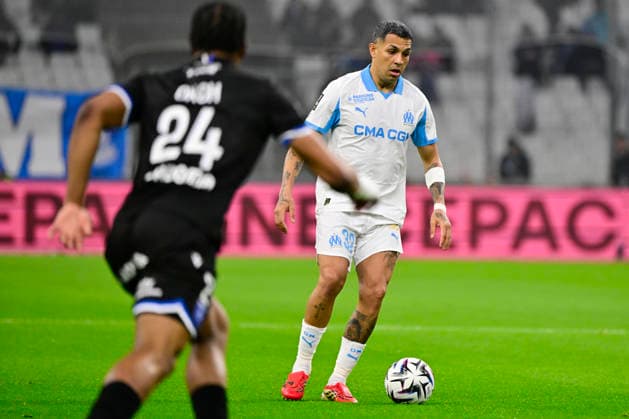 FOOTBALL : Olympique de Marseille VS AJA Auxerre - Ligue 1 McDonald s - 13 03 2026 Facundo Medina (OM) - Ligue 1 McDonald™s match between Olympique de Marseille and AJA Auxerre on March 13, 2026 at the Orange Velodrome Stadium in Marseille. MarseilleFrance  Copyright: xWilliamxCannarellax