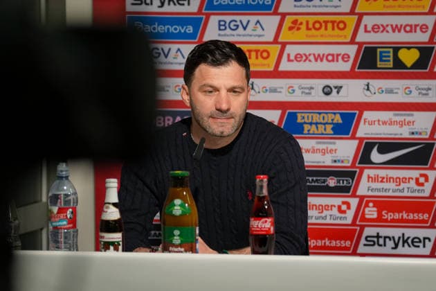 Fussball, Google Pixel Frauen-Bundesliga, 20 .Spieltag, 2025 2026, SC Freiburg vs. 1. FC Nürnberg, 13.03.2026, Dreisamstadion, Freiburg,: Edmond Kapllani (SC Freiburg,Frauen Trainer) Freiburg Dreisamstadion Baden-Württemberg Deutschland Copyright: xFINLEYxMÖRCHx
