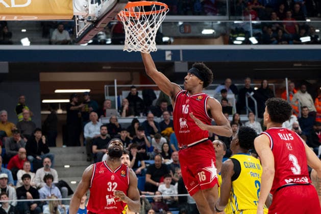 BASKET - Euroleague - EA7 Emporio Armani Milano vs Maccabi Tel Aviv Zach Leday (Olimpia Milano) shoots during the match during EA7 Emporio Armani Milano vs Maccabi Tel Aviv, Basketball Euroleague match in Assago (MI), Italy, March 13 2026 Assago (MI) Italy  Copyright: xIPAxSport ABACAx
