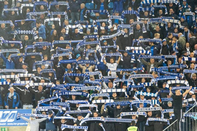 Deutschland, 2.Bundesliga, Saison 2025 2026, 26. Spieltag, Avnet-Arena, 1.FC Magdeburg vs SV Darmstadt 98, Fans mit Schal