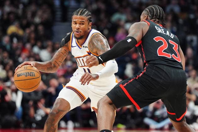 March 13, 2026, Toronto, On, Canada: Phoenix Suns Jalen Green (4) drives at Toronto Raptors Jamal Shead (23) during second half NBA, Basketball Herren, USA basketball action in Toronto on Friday, March 13, 2026. Canada News - March 13, 2026  - ZUMAc35_ 20260313_zaf_c35_130 Copyright: xFrankxGunnx