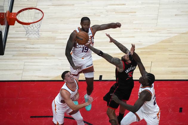 Phoenix Suns v Toronto Raptors - NBA, Basketball Herren, USA TORONTO, CANADA - MARCH 13 : Brandon Ingram (3) of Toronto Raptors in action during the NBA basketball game between Phoenix Suns and Toronto Raptors at the Scotiabank Arena on March 13, 2026 in Toronto, Ontario, Canada. Mert Alper Dervis Anadolu Toronto Canada. Editorial use only. Please get in touch for any other usage.  Copyright: x2026xAnadoluxMertxAlperxDervisx