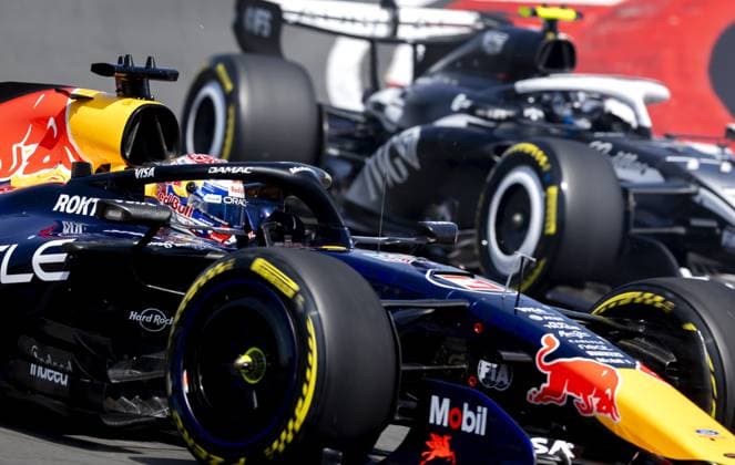 SHANGHAI - Max Verstappen (Red Bull Racing) and Valtteri Bottas (Cadillac) during the sprint race at the Shanghai International Circuit ahead of the Chinese Grand Prix. SANDER KONING ANP xVIxANPxSportx xxANPxIVx 553274413 originalFilename: 553274413.jpg