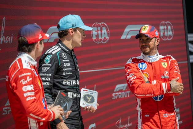 Shanghai Formula 1 Chinese Grand Prix - Sprint Day 63 George Russell (Mercedes) and 44 Lewis Hamilton (Ferrari) after the Sprint of the Formula One Grand Prix at the Shanghai International Circuit in Shanghai on March 14, 2026. Photo by Eliot Blondet ABACAPRESS.COM Shanghai Chine China  Copyright: xBlondetxEliot ABACAx