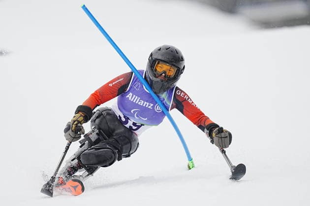 CORTINA, ITALIEN 20260314 Anna-Lena Forster, Tyskland, under första aket av lördagens slalom (damer sittande) i Paralympics i Tofane Alpine Skiiing Center, Cortina. *** Bilden ingar i SPORTPAKET. För övriga BETALBILD *** CORTINA ITALIEN x9200x *** CORTINA, ITALY 20260314 Anna Lena Forster, Germany, during the first run of Saturdays womens slalom sitting in the Paralympics in Tofane Alpine Skiing Center, Cortina Picture in SPORT PACKAGE For others PAY PICTURE CORTINA ITALY x9200x  Copyright: xBjörnxLarssonxRosvall TTx PARALYMPICS 2026 SLALOM DAMER