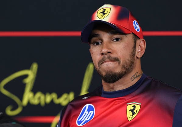 F1 Chinese Grand Prix 2026 - Qualifying Session SHANGHAI, CHINA - MARCH 14: Lewis Hamilton of Scuderia Ferrari HP speaks to the media during the post-qualifying press conference, PK, Pressekonferenz at the 2026 Chinese Grand Prix, at the Shanghai International Circuit, in Shanghai, China, on March 14, 2026. Shanghai China  Copyright: xArturxWidakx originalFilename:widak-f1chines260314_np37H.jpg