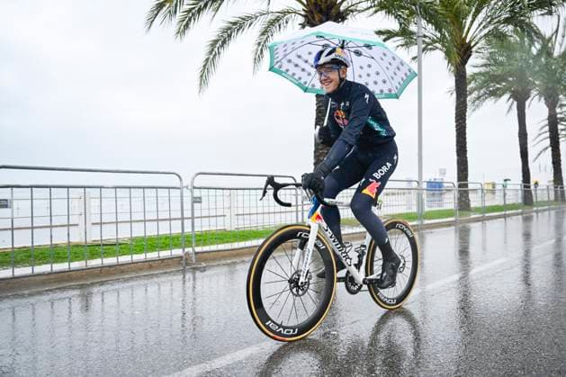 Paris Nice 2026 Stage 7 AURON, FRANCE - MARCH 14 : Thornley Callum (GBR) of Red Bull - BORA - Hansgrohe before the start of the race during stage 7 of the 84th edition of Paris - Nice an UCI World Tour 2.UWT cycling road race stage for Men Elite of 138.7 km with start in Nice and finish in Auron on March 14, 2026 in Auron, France, 14 03 2026 ( Motordriver Guy De Vuyst - Auron France  Copyright: xNicoxVereeckenx