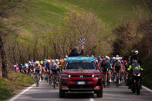 The start of the race during the 188-kilometer Stage 6 of the Tirreno-Adriatico cycling race from San Severino Marche to Camerino - Italy - Saturday, March 14, 2026. - cycling.  Copyright: xMarcoxAlpozzi LaPressex